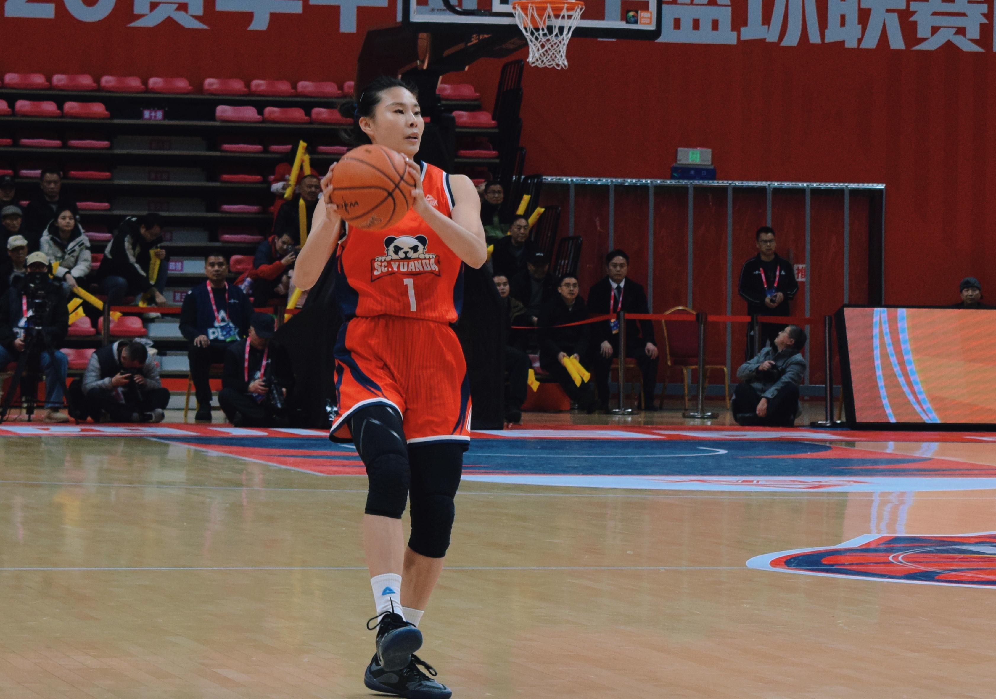 500网-击败联盟第1!中国女篮30岁王牌归来5胜0负不败:宫帅需重用她?
