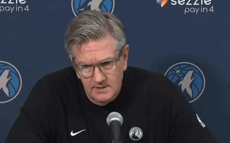 芬奇采访全文：我们粗心的失误和二次进攻失分毁了比赛