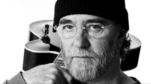 1615522294470028829.jpg Francesco_De_Gregori.jpg